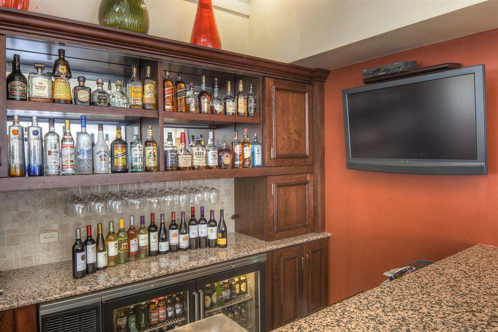 Hilton Garden Inn Norwalk Restaurante foto